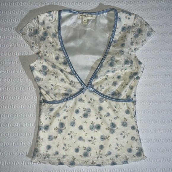 Thirty Thirty Tops - Thirty Thirty Womens Y2K Babydoll Top Size XS Soft Romantic Floral Lace Trim